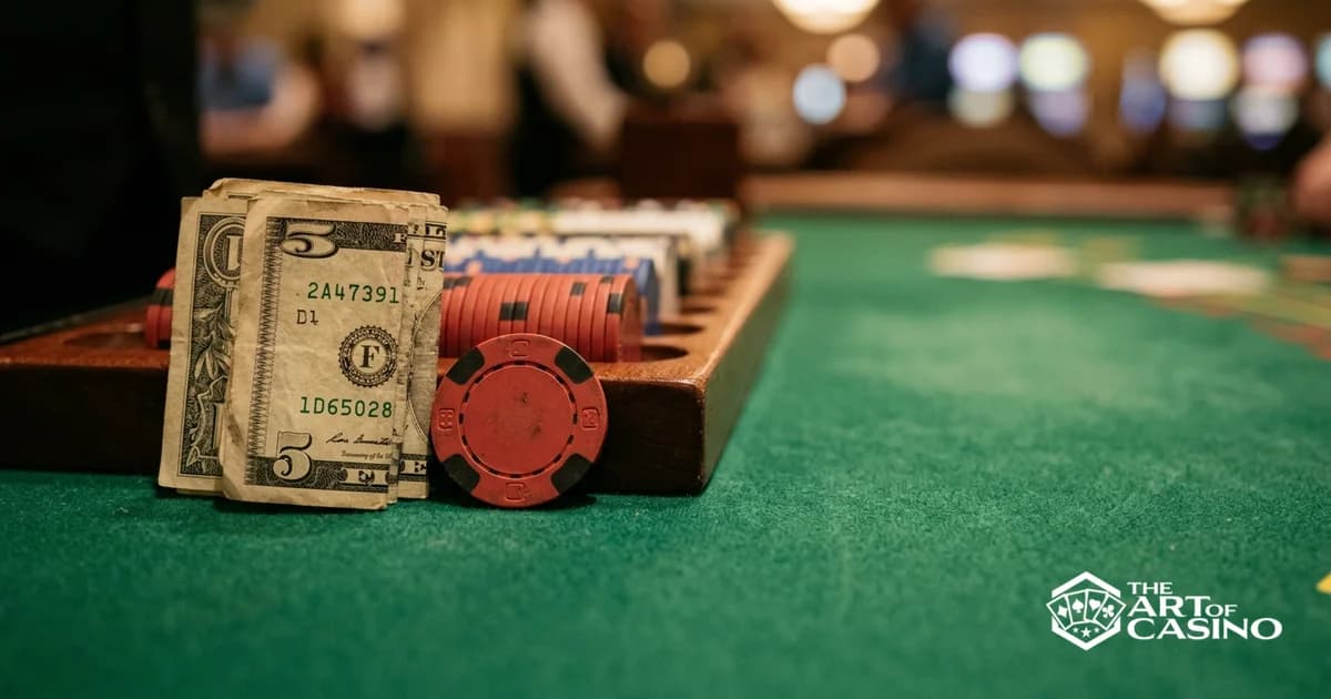 How to Tip at a Casino: A Complete Guide (2026)